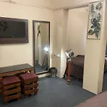 Kashi Awahan! Modern Themed Room Near Vishvanath Temple